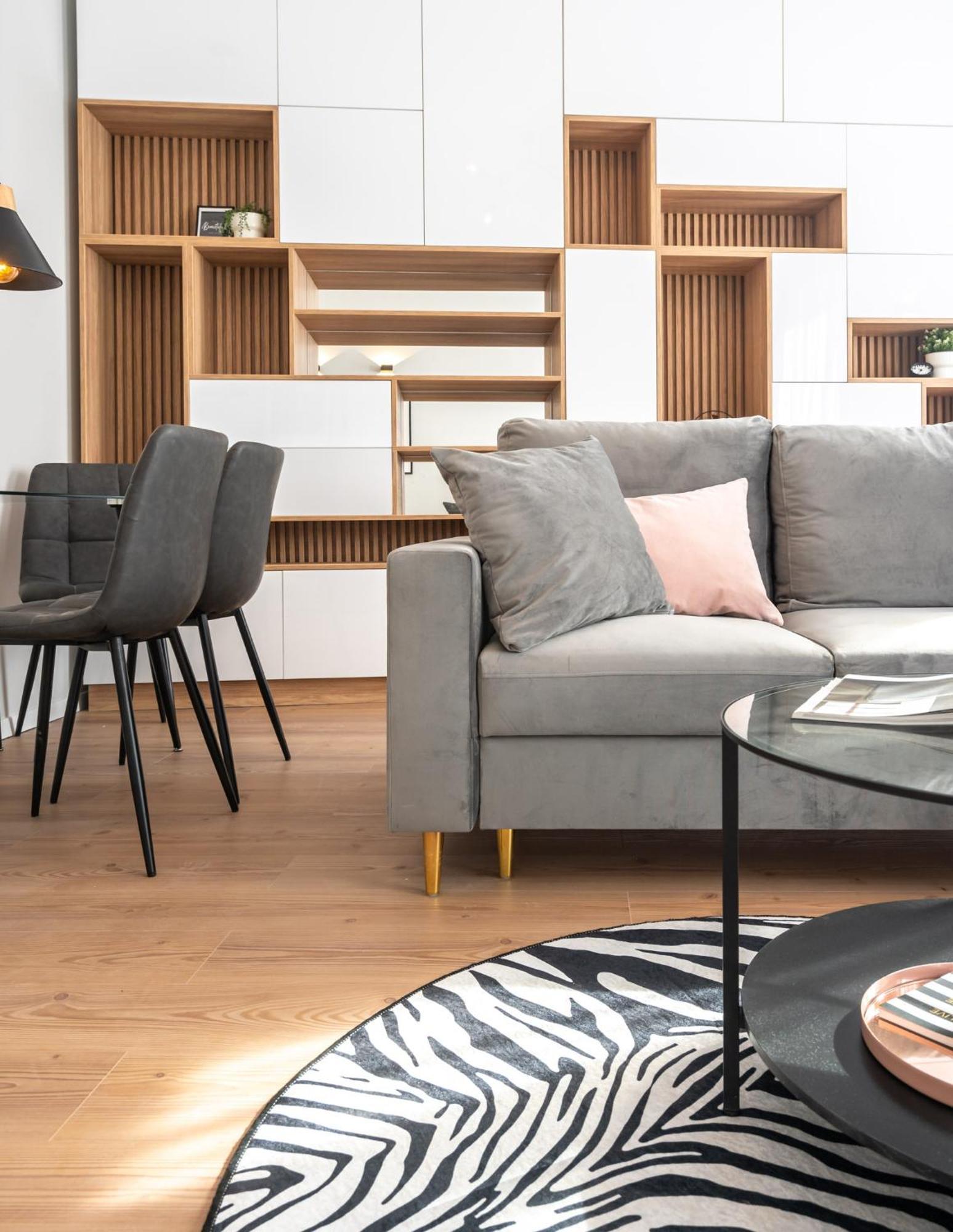 The Loft Luxury Apartments-near The Park In The Center Bucharest