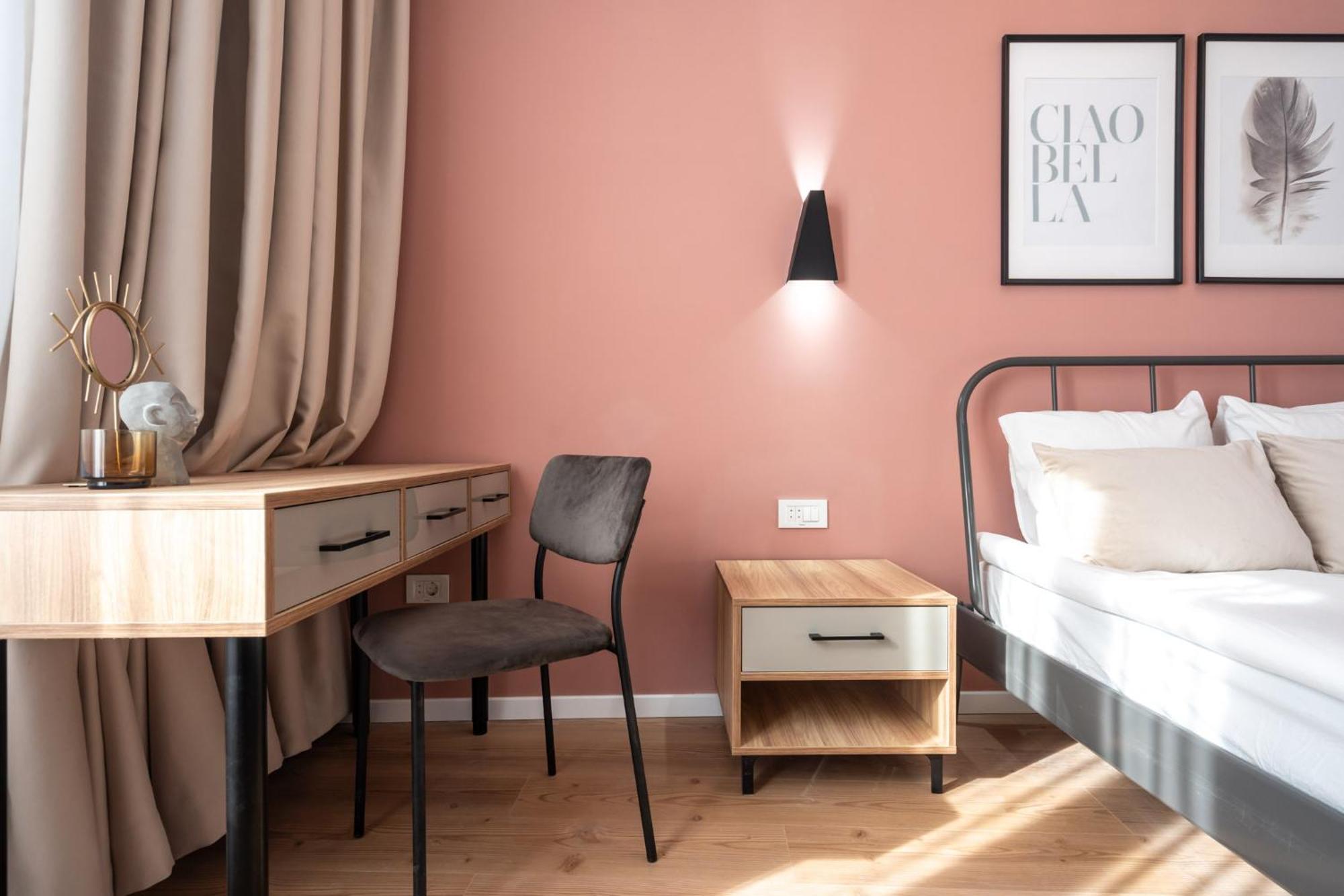 The Loft Luxury Apartments-near The Park In The Center Bucharest
